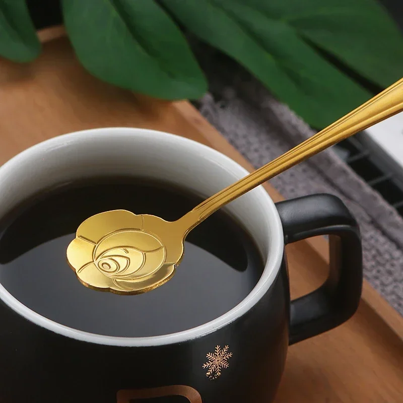 สแตนเลสสตีลเชอร์รี่ Rose ดอกไม - Kitchen Gadgets Gold บทวิจารณ์และราคา